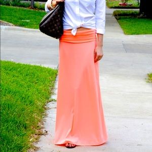 Coral maxi skirt with fold-down waist panel.  Women size L.